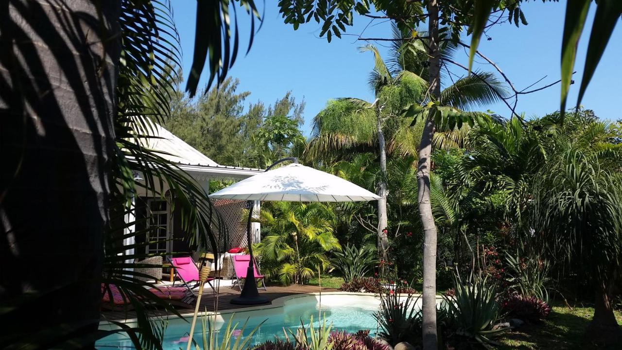 Maison Meublee Avec Piscine Pres Du Lagon La Saline Le Bains Luaran gambar